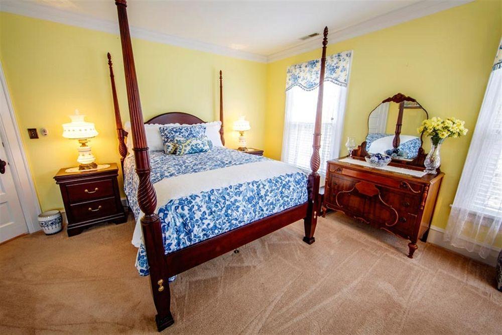 Bay Haven Inn Of เคปชาร์ลส์ ภายนอก รูปภาพ